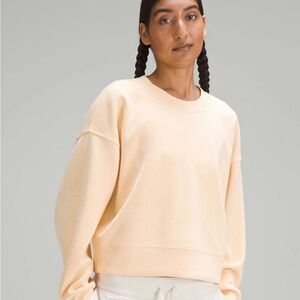 Lululemon Softstreme Perfectly Oversized Cropped Crew | size 8